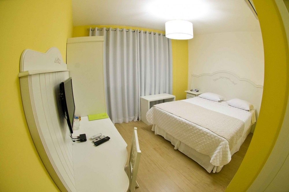 Hotel Oma Zita Forquilhinha Bagian luar foto