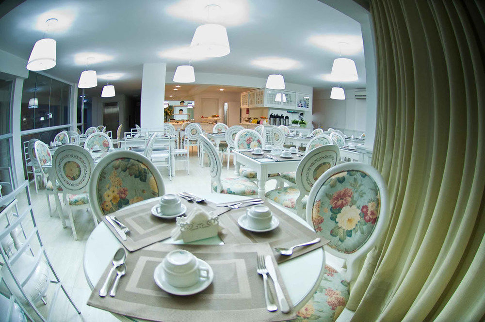 Hotel Oma Zita Forquilhinha Bagian luar foto